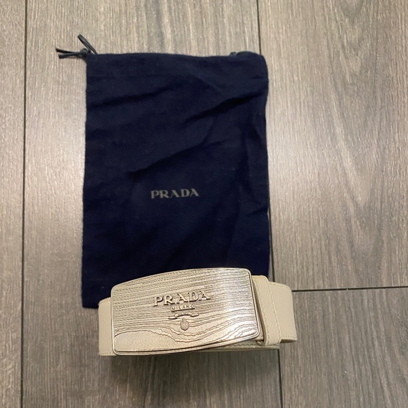 Prada Men's Off-White Saffiano Leather Belt Size 40/100 - Picture 2 of 11